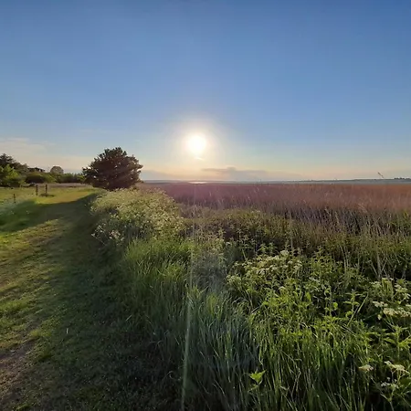 Bright Summer House Close To The And Water Holiday home